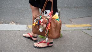 Le tendenza moda scarpe per l’estate 2024 che non ci aspettavamo - Photo Charlotte Mesman