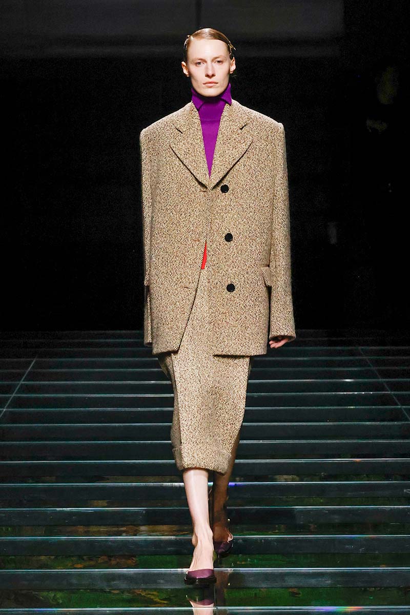 ‘Grandmacore’, la tendenza super fashion per l'autunno inverno 2024 2025 - Photo courtesy of Prada