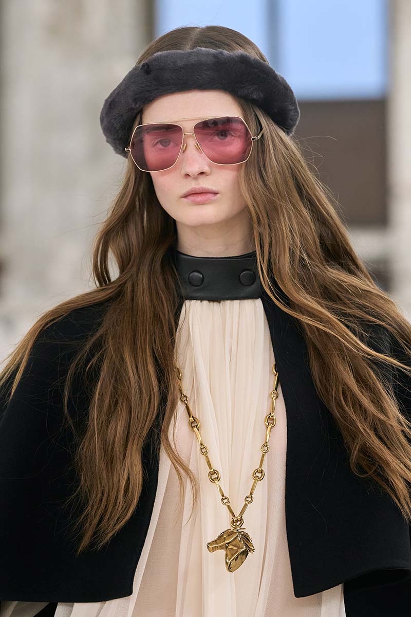 Questi accessori moda per l'autunno 2024 saranno dei must-have - Photo courtesy of Chloé