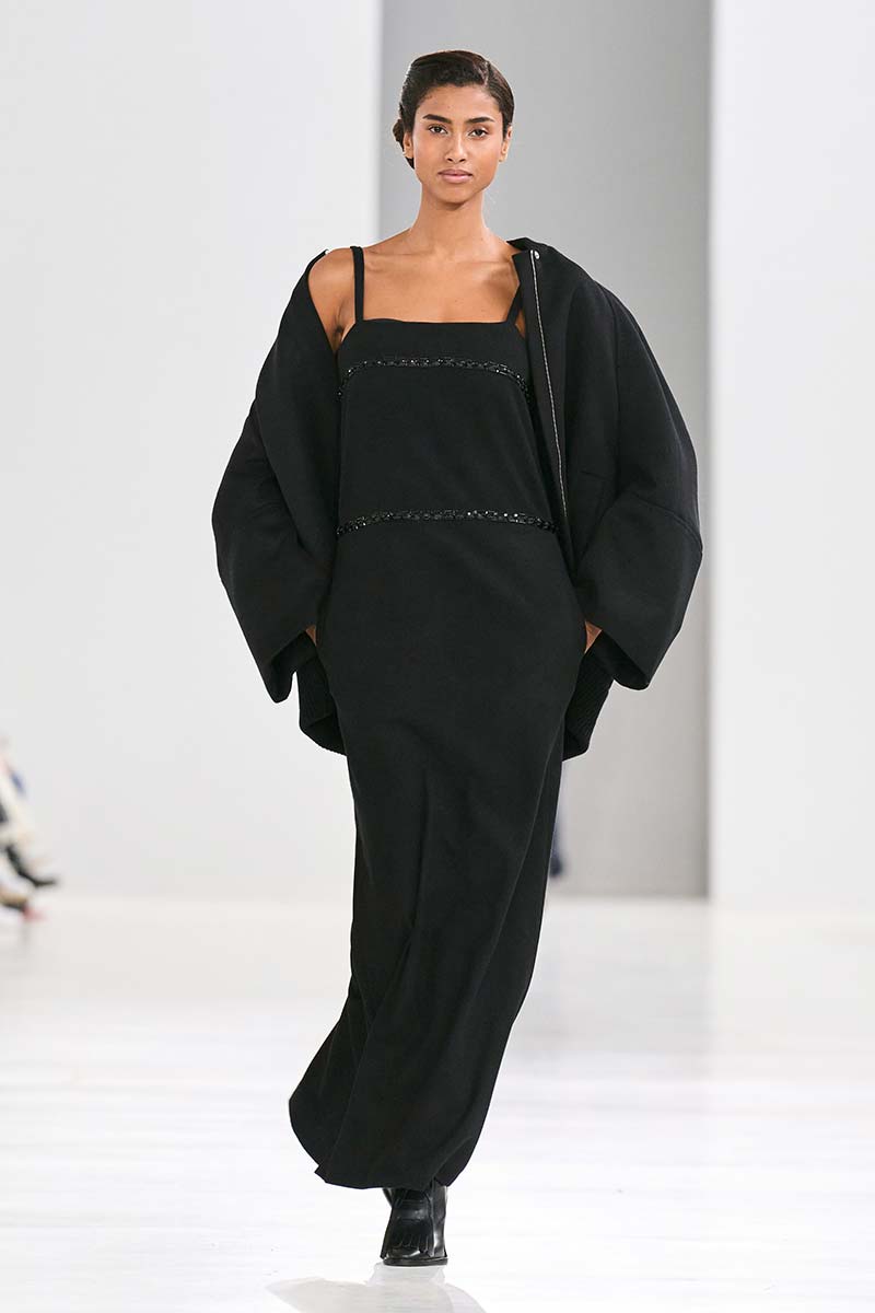 Le tendenze moda abiti donna per l'inverno 2024 2025 - photo courtesy of Max Mara