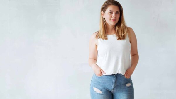 La guida definitiva ai capi essenziali per un guardaroba plus size - Pezzi senza tempo per ogni occasione