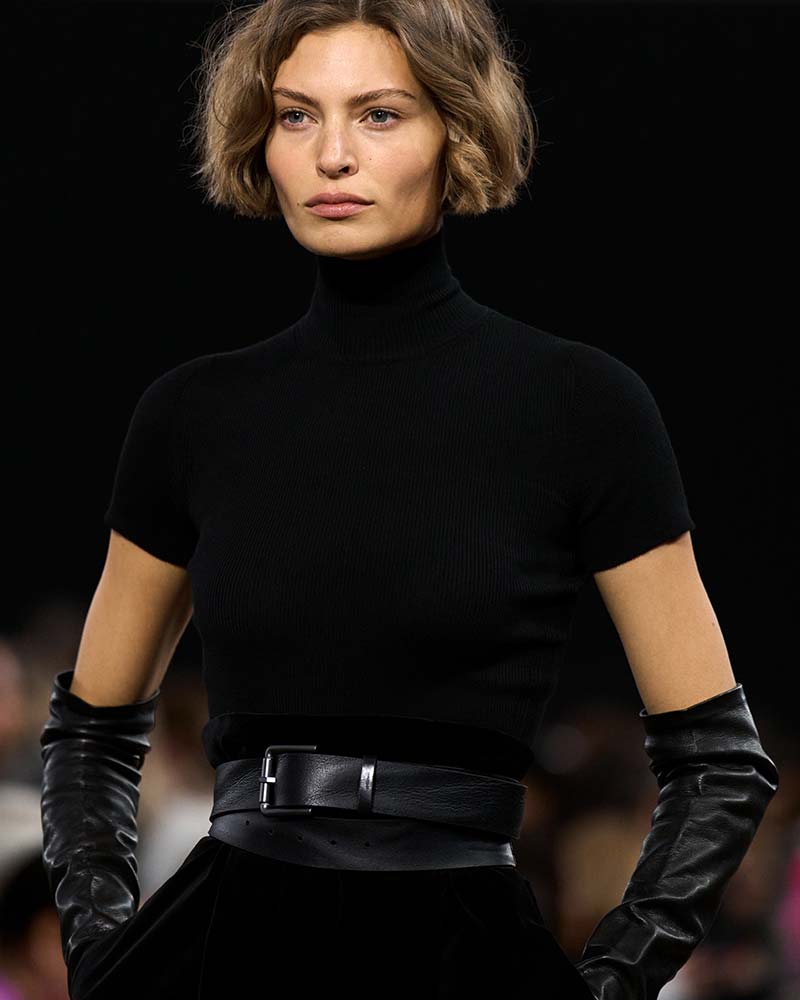 Tre tagli di capelli corti in linea con le nuove tendenze capelli donna per il 2025 - Photo courtesy of Max Mara